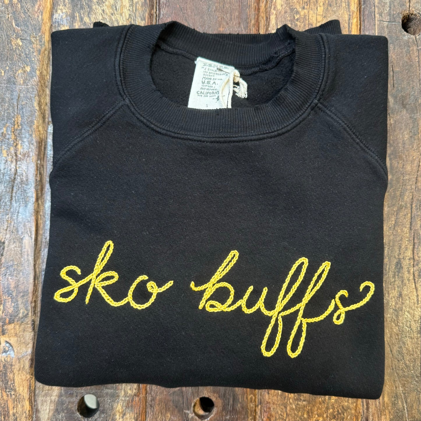 CHEST PERSONALIZED HAND EMBROIDERY (17Colors)