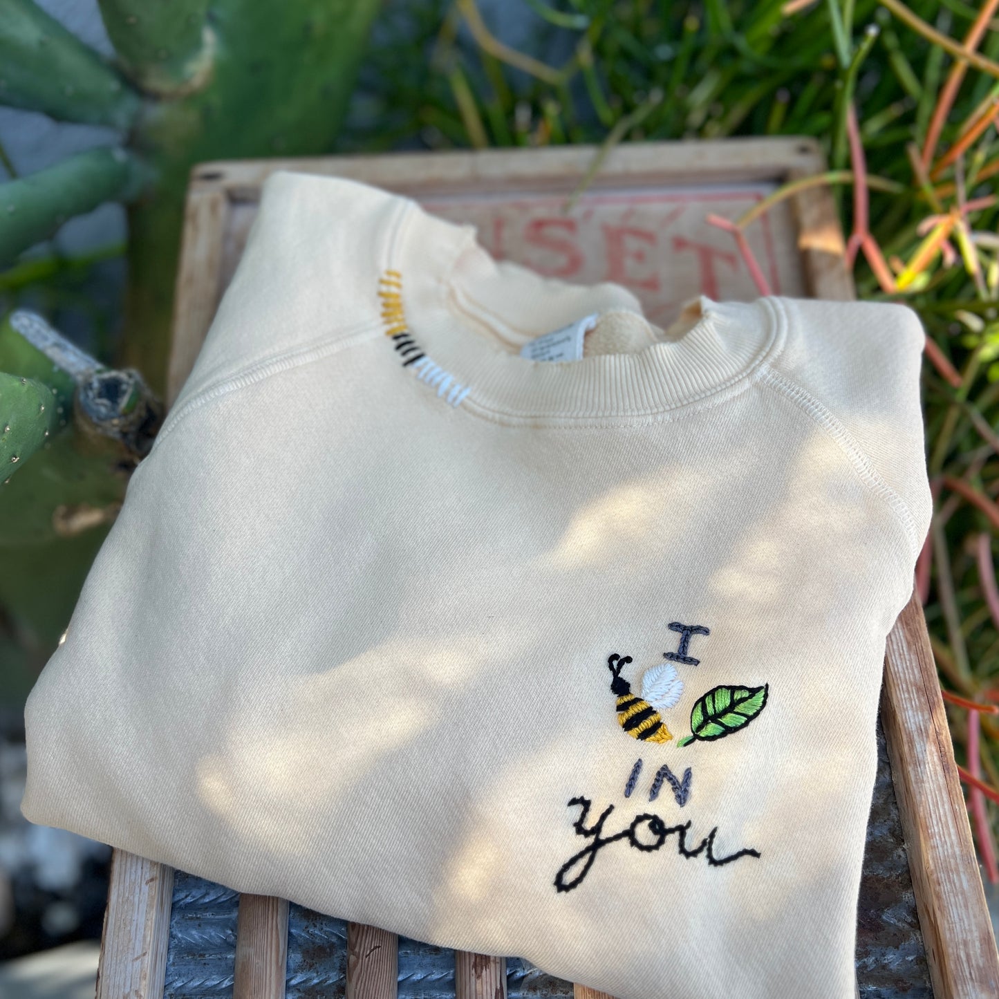 I Bee Leaf in you Sweatshirt (8 Colors)