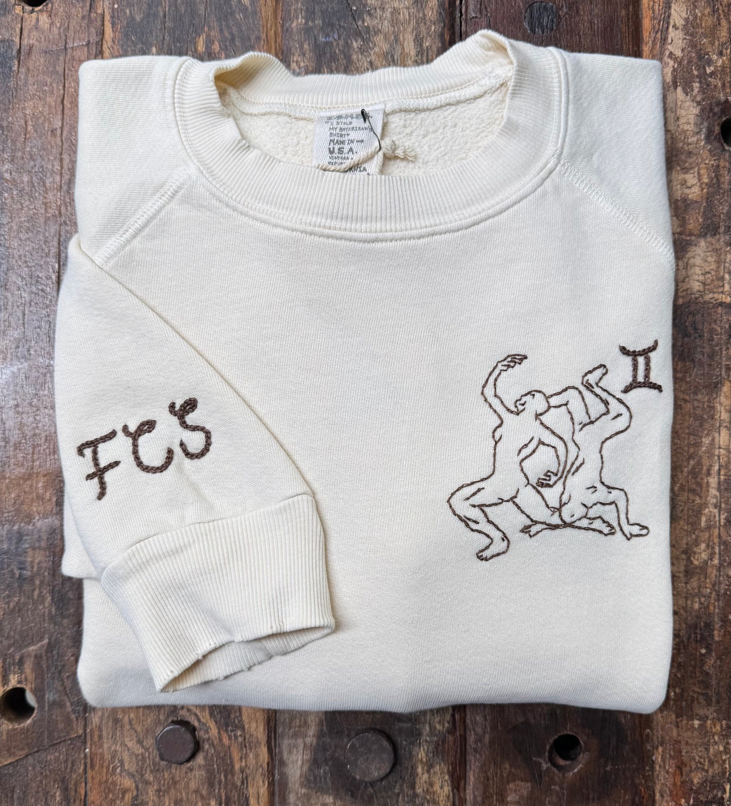 Choose Your Horoscope with your Initial Sweatshirts (16Colors)