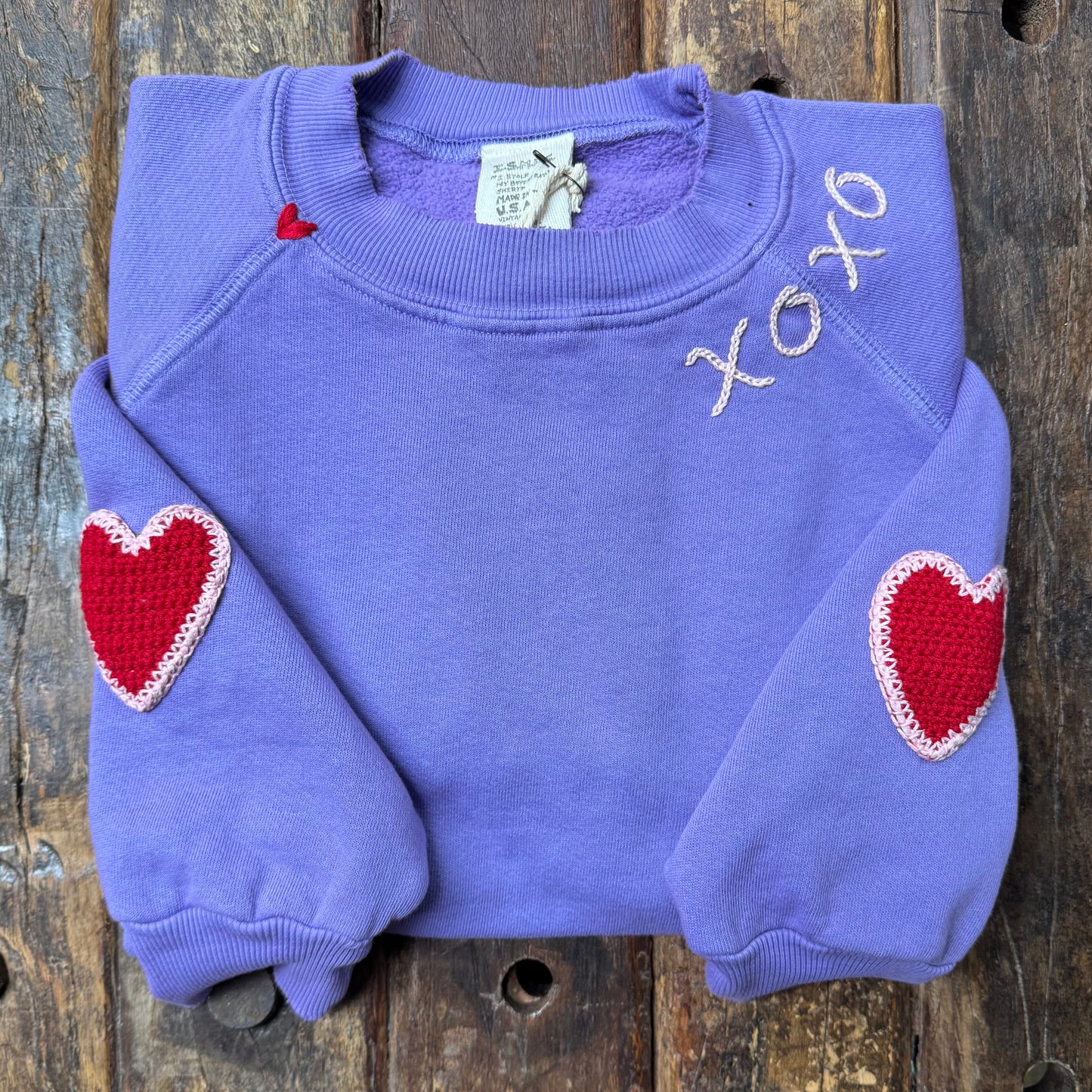 Crochet Hearts Sweatshirt WITH CUSTOM HAND EMBROIDERY(17Colors)