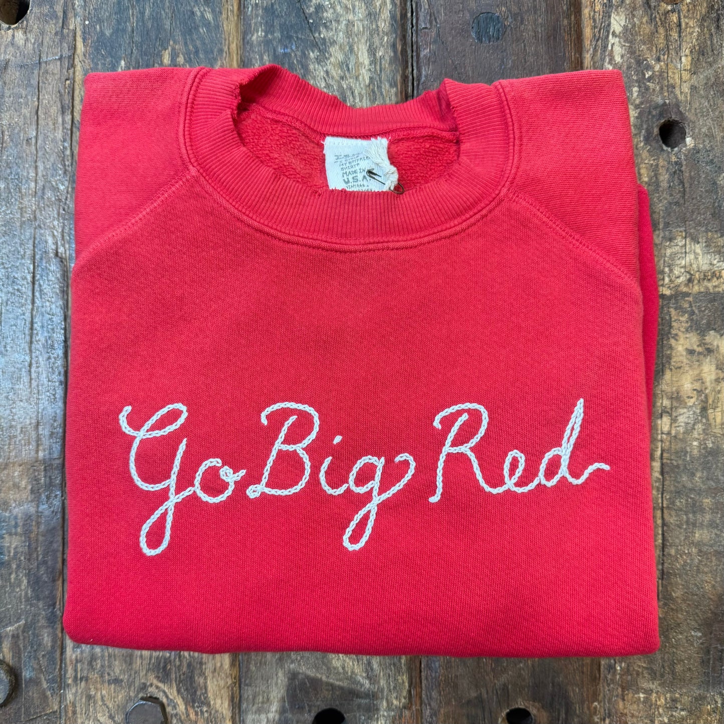 CHEST PERSONALIZED HAND EMBROIDERY (17Colors)