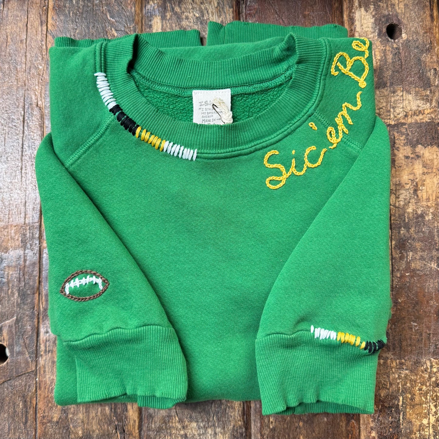 SPORTS TEAM PERSONALIZED HAND EMBROIDERY (21Colors)