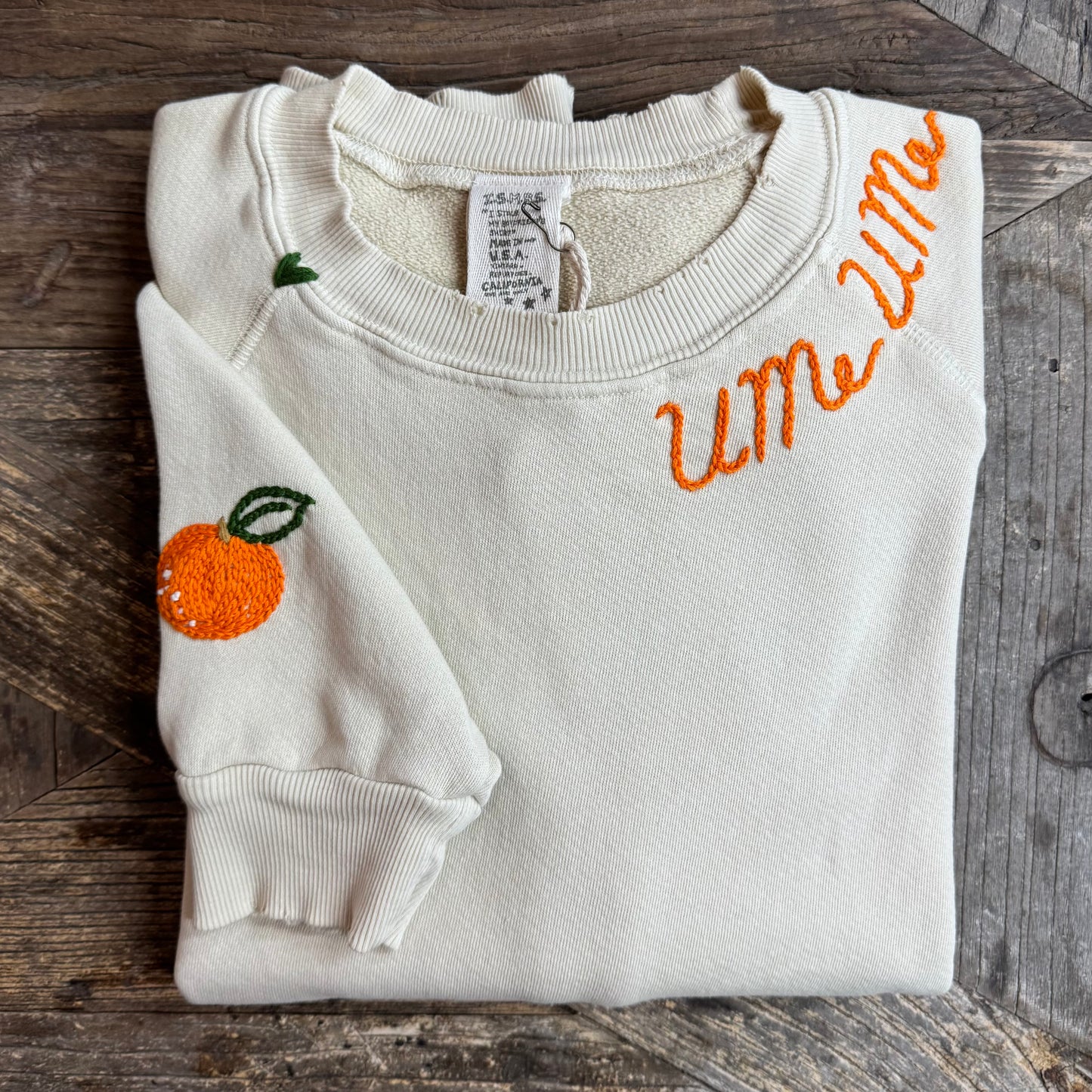 Fruity Symbol Sweatshirt with Personalized Hand Embroidery (16 Colors)