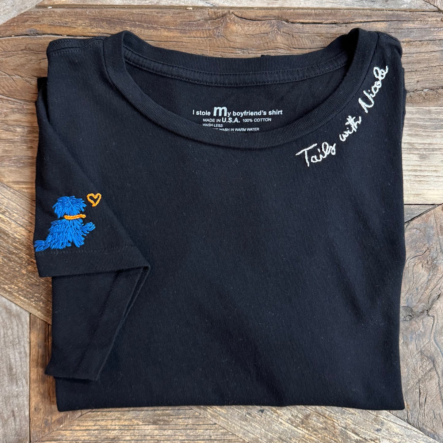 LOVE NOTE TEE PERSONALIZED HAND EMBROIDERY (Black)