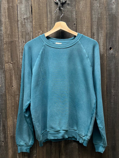 Custom Hand Embroidery Team Sweatshirt (16 Colors)