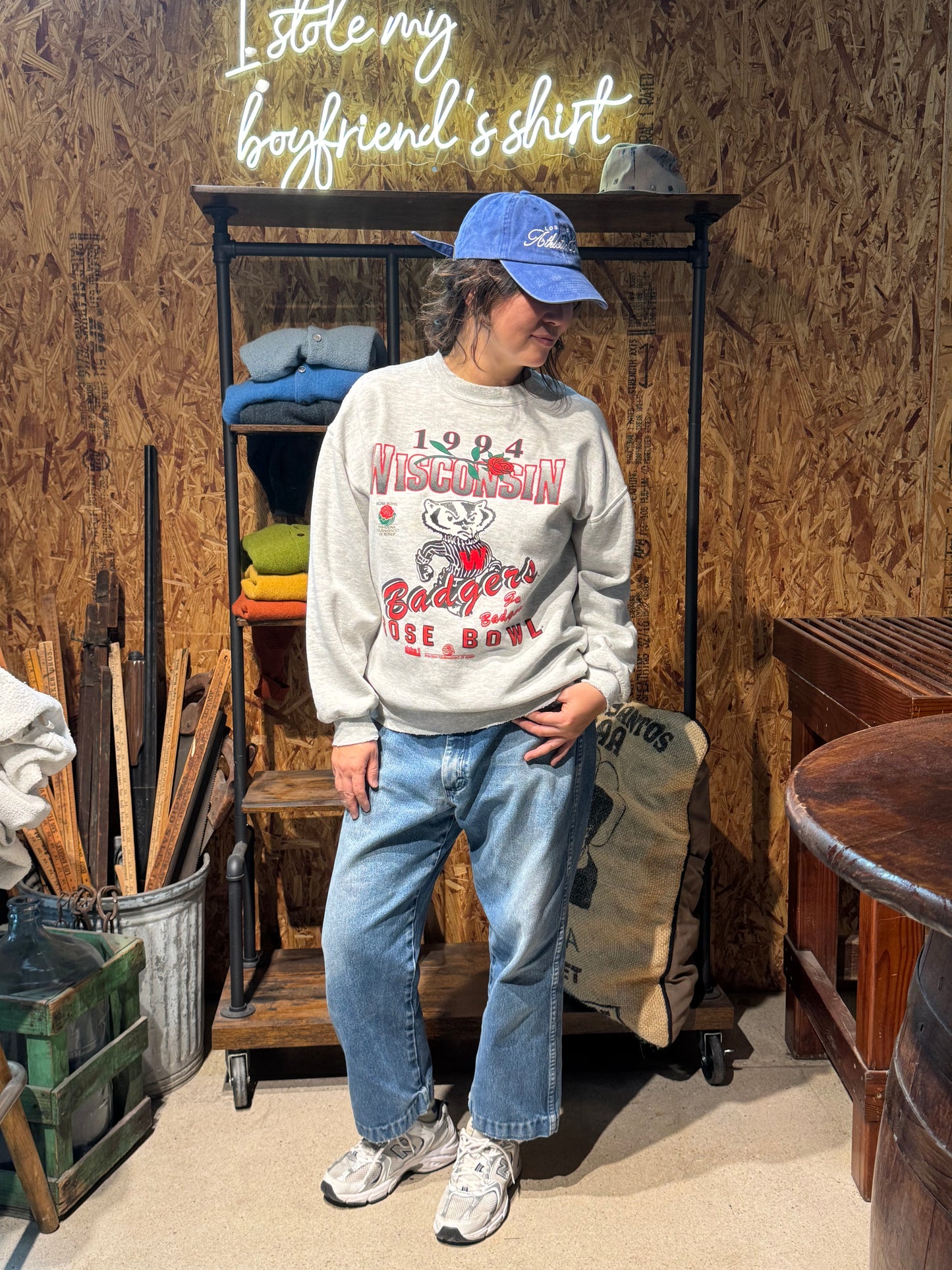 Vintage Wisconsin Sweatshirt -L-Customize Your Embroidery Wording
