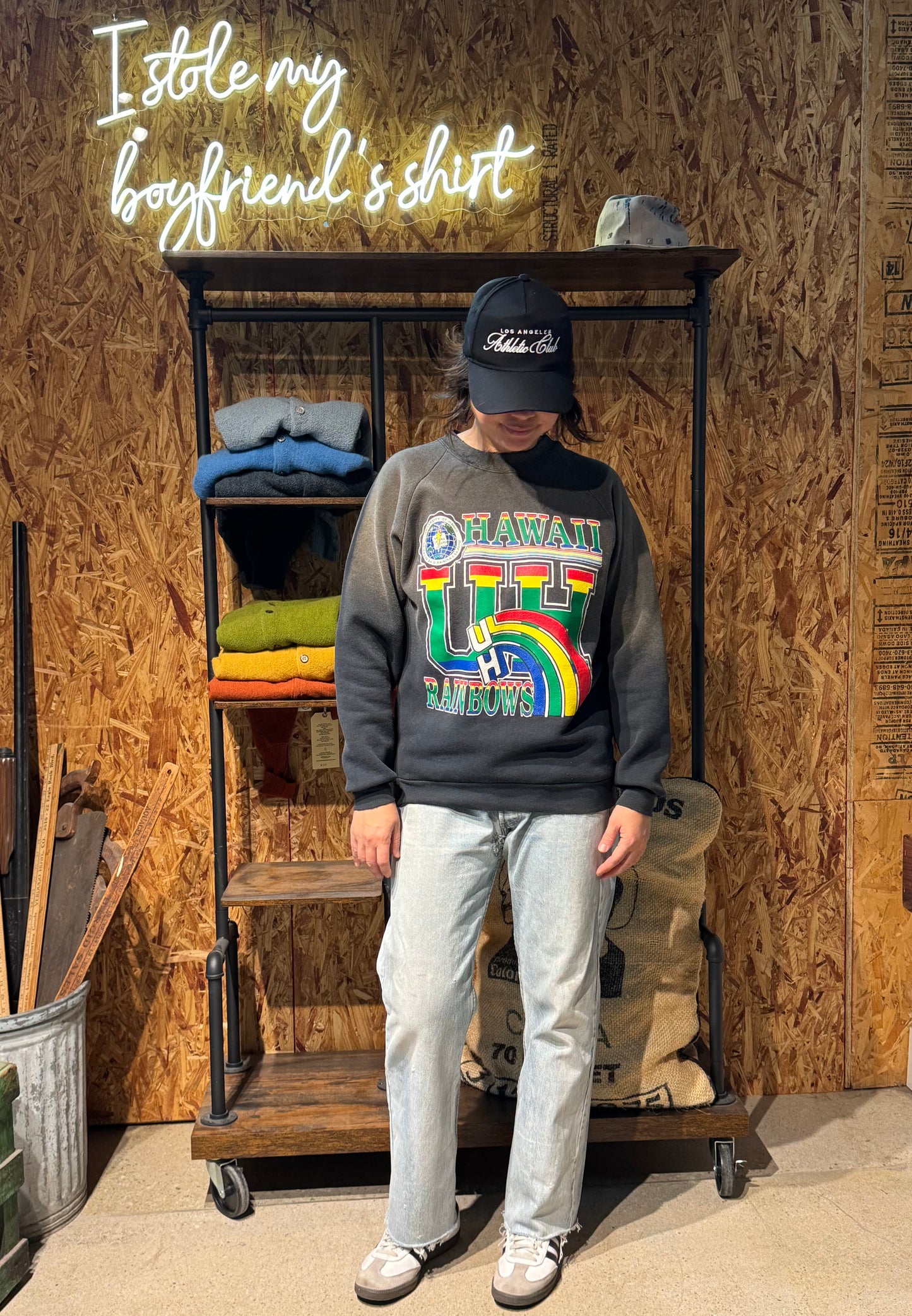 Vintage Hawaii UH Sweatshirt -S/M-Customize Your Embroidery Wording