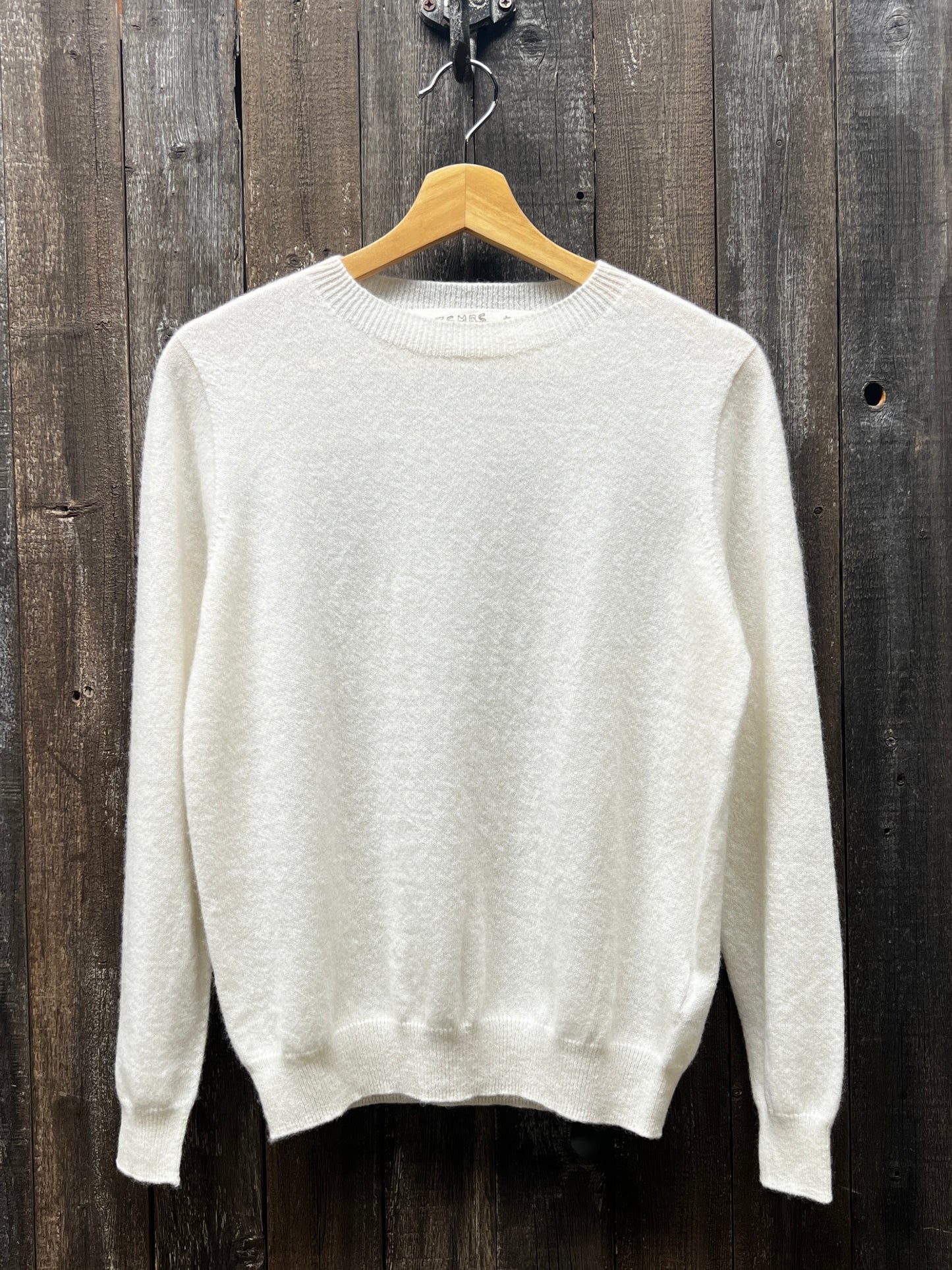 100% Cashmere Sweater - Customize Your Embroidery Wording(12 Colors)