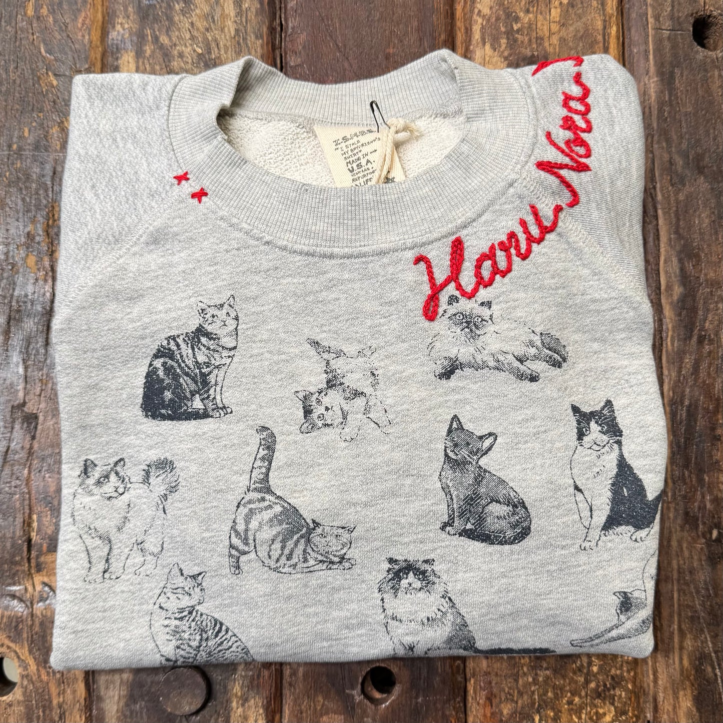 BEST FRIEND DOGS OR CATS WITH CUSTOM HAND EMBROIDERY