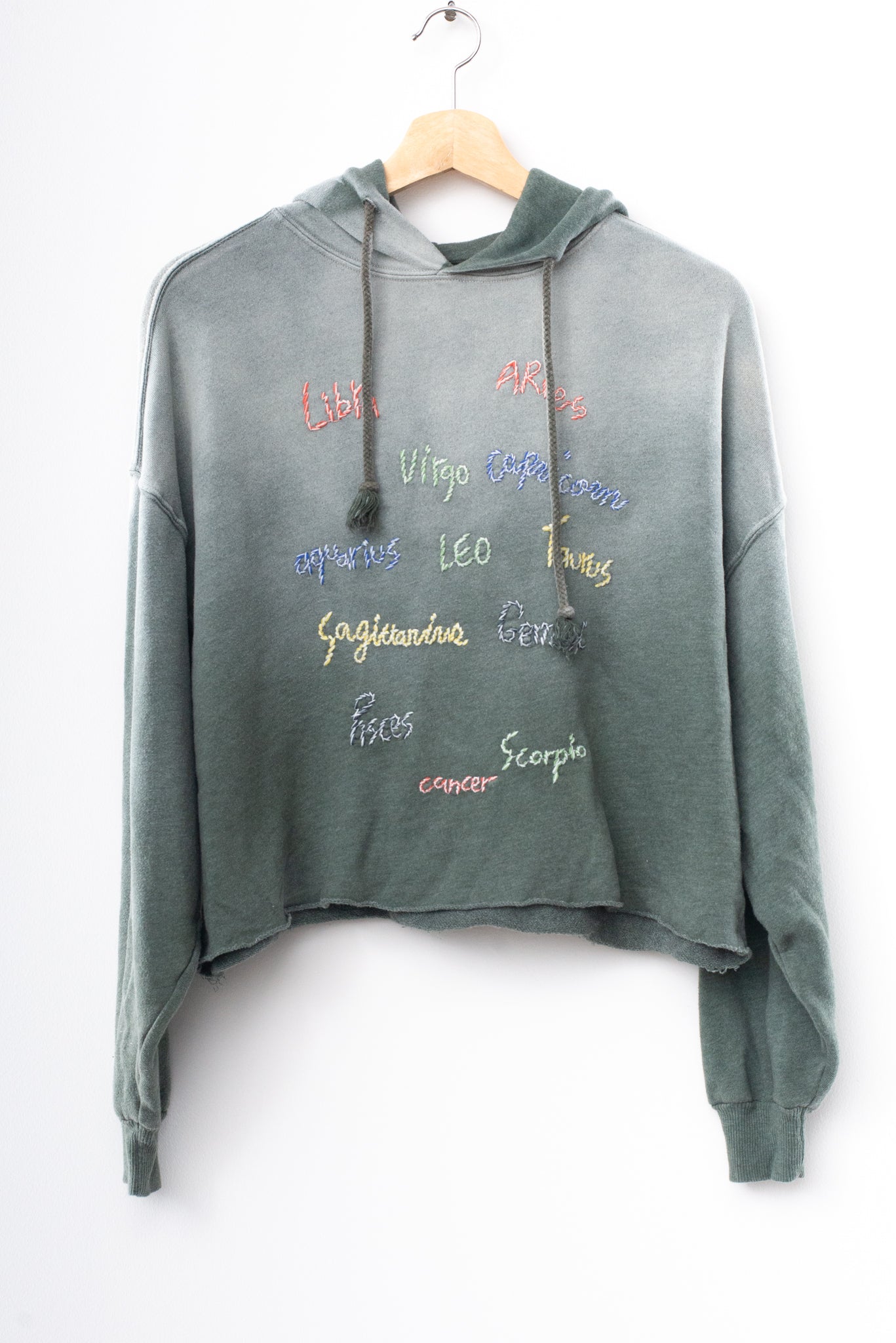 Zodiac Hoodie(2Colors)