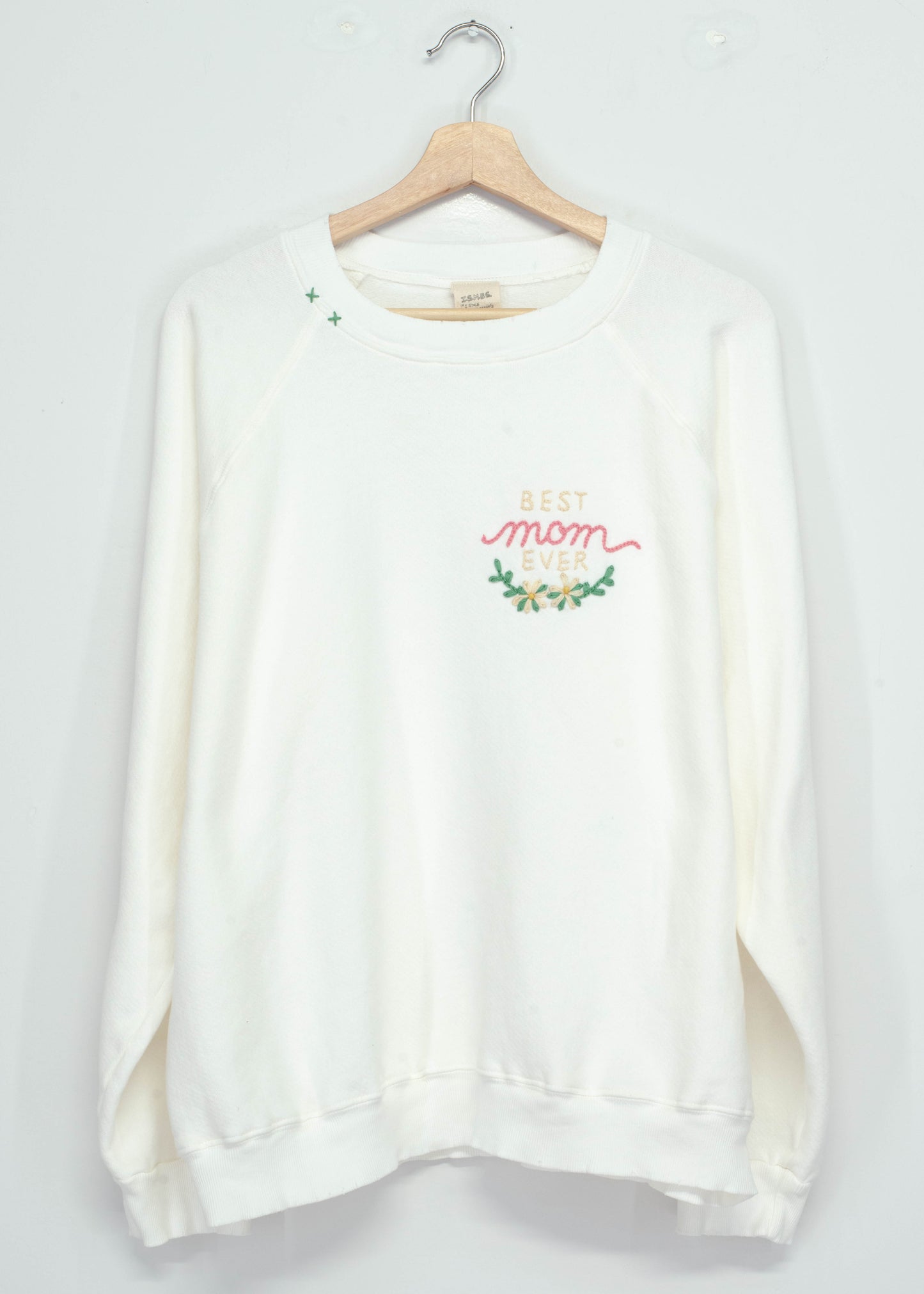 Best Mom Ever Sweatshirts (17 Colors)