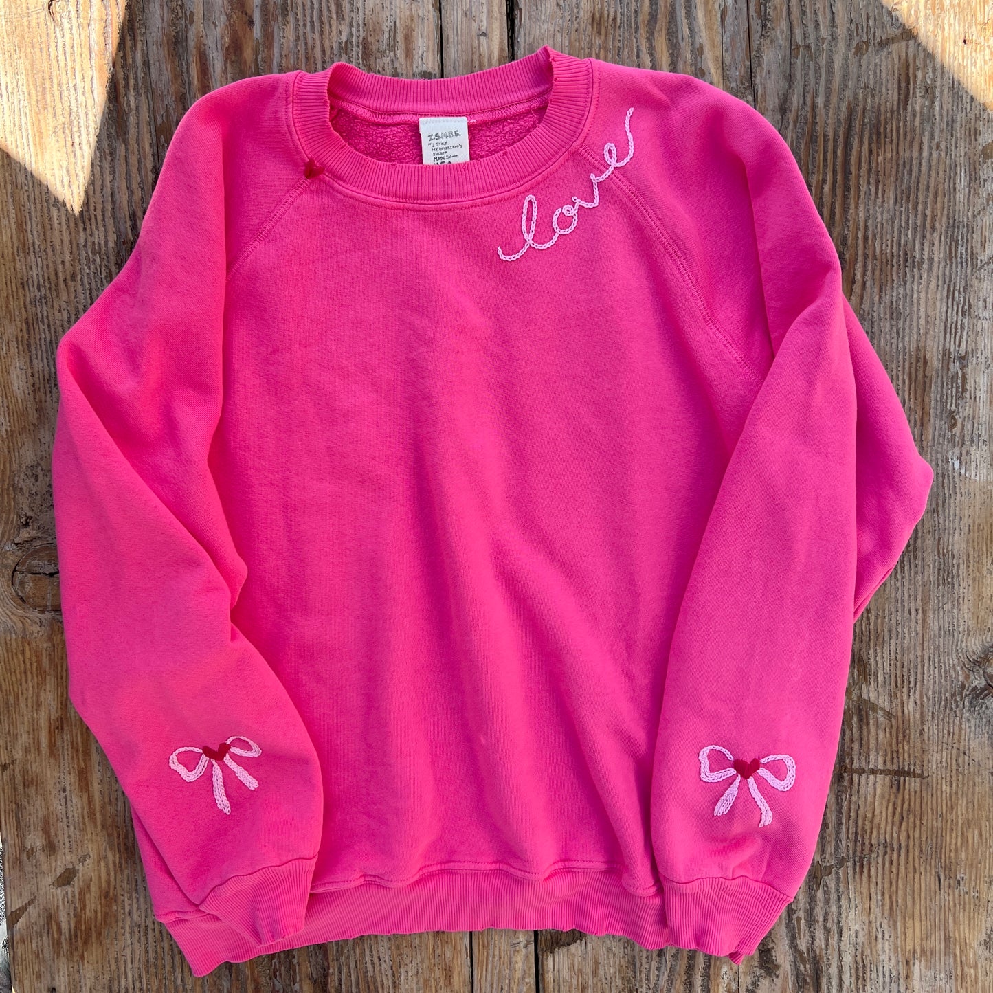 Ribbon on Sleeve Sweatshirt with Personalized Hand Embroidery (13 Colors)