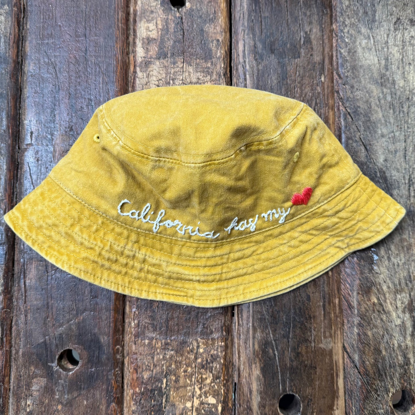California has my ❤️ Bucket Hat