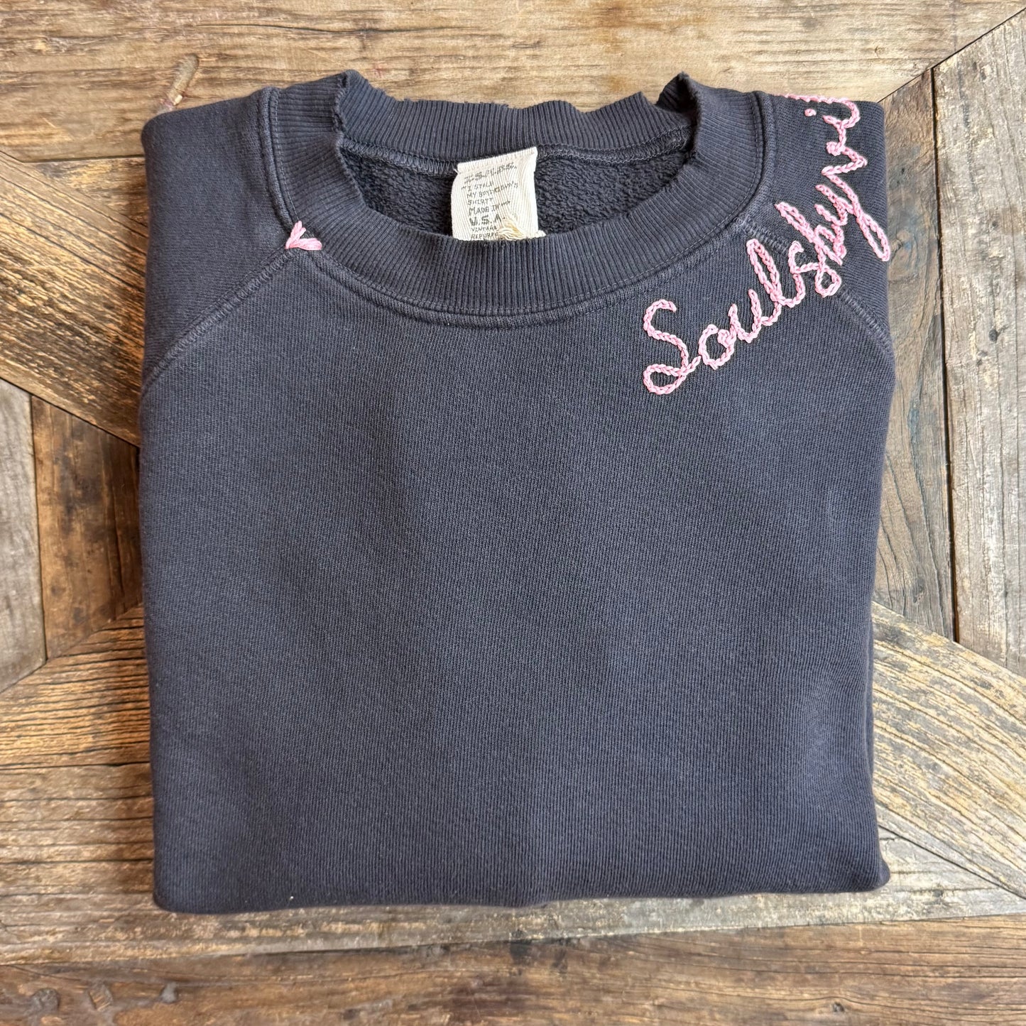 TINY ❤️ W/ Personalized Hand Embroidery (22 Colors)