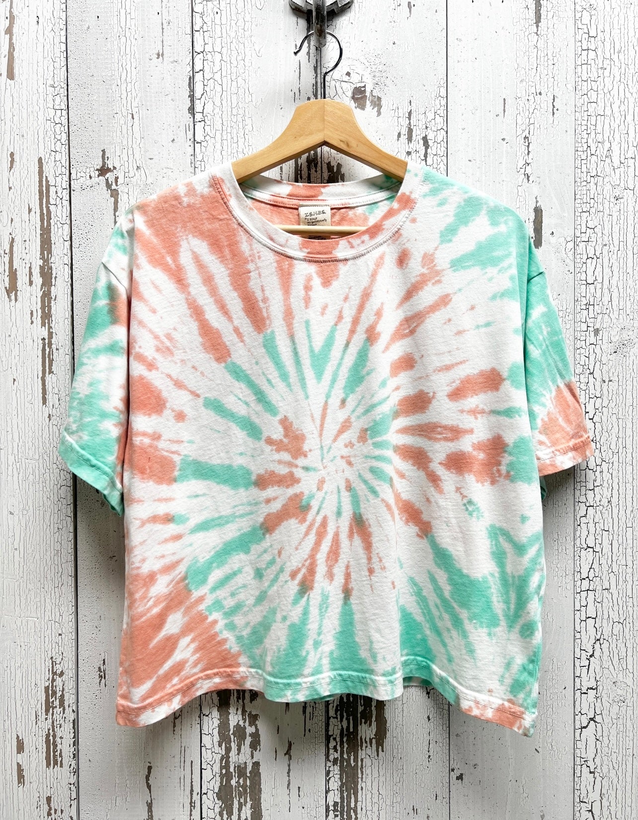 TIE DYE S/S TEE WITH CUSTOM HAND EMBROIDERY(4 Colors)