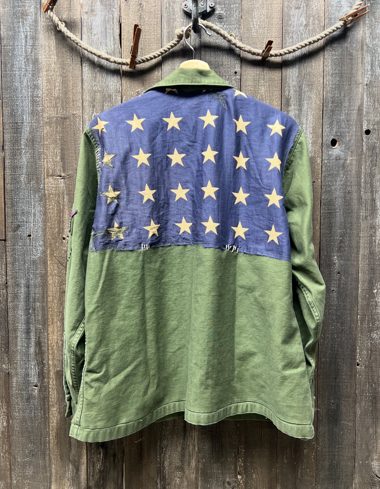 Vintage Army Jacket “Be Creative” Custom Edition