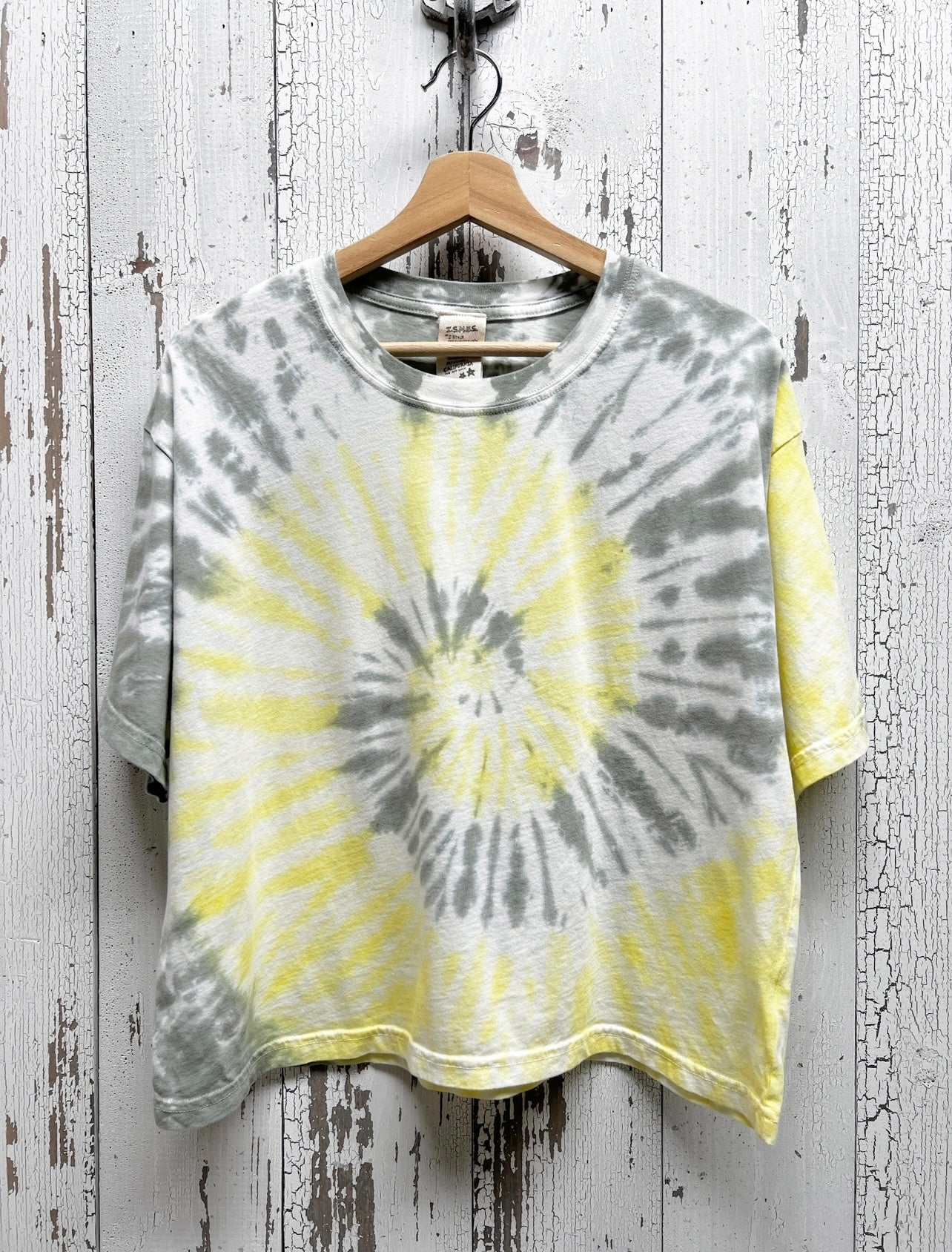 TIE DYE S/S TEE WITH CUSTOM HAND EMBROIDERY(4 Colors)