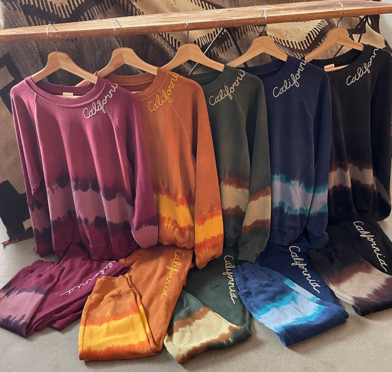 GEMSTONE SWEATSHIRT WITH PERSONALIZED HAND EMBROIDERY(5Colors)