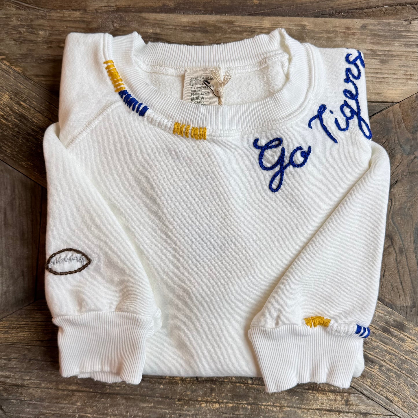 SPORTS TEAM PERSONALIZED HAND EMBROIDERY (21Colors)
