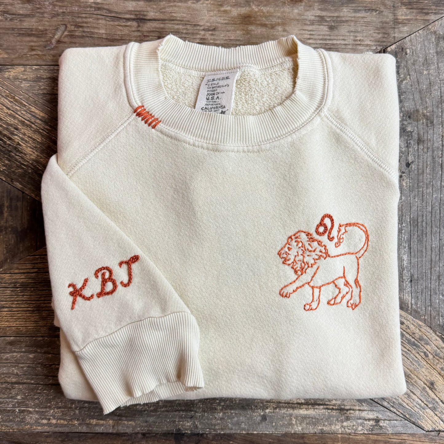 Choose Your Horoscope with your Initial Sweatshirts (16Colors)