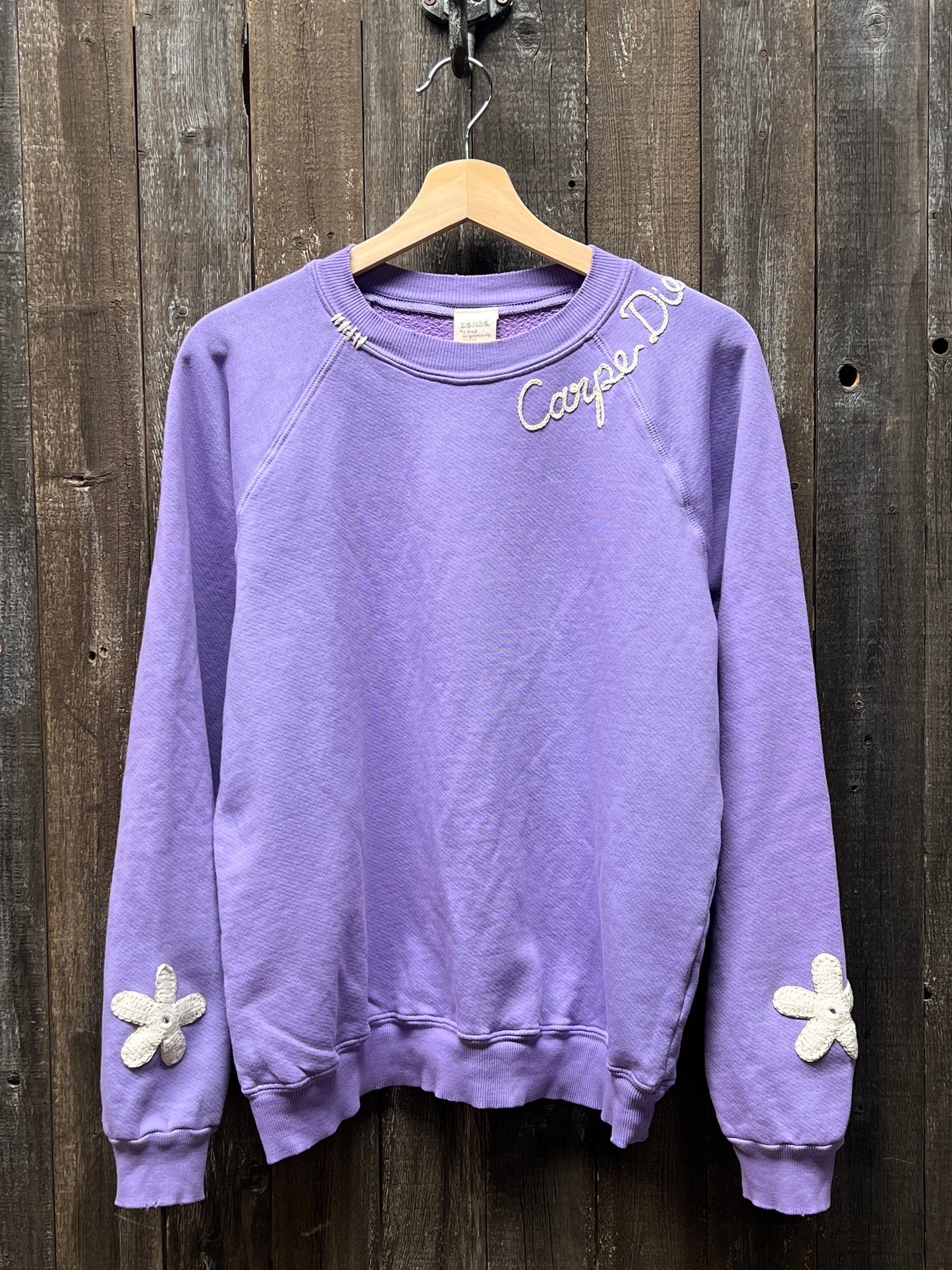 Crochet Daisy Sweatshirts WITH CUSTOM HAND EMBROIDERY (19Colors)