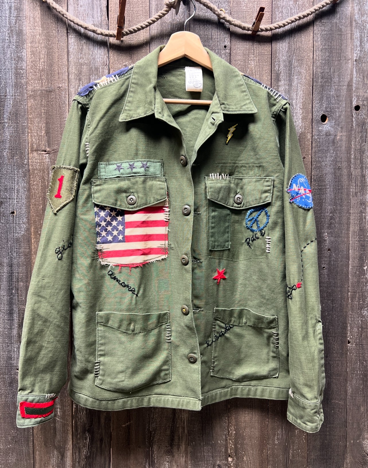 Vintage Army Jacket “Be Creative” Custom Edition