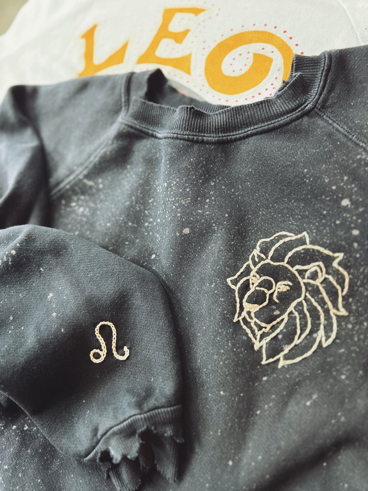 Leo Sweatshirt-OS