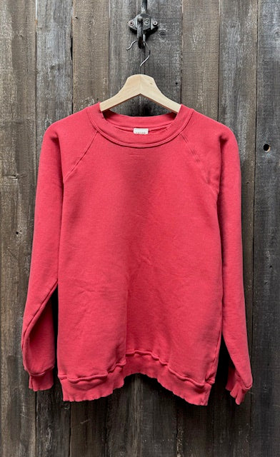 Heart Floral Wreath with MOM Sweatshirts (16 Colors)