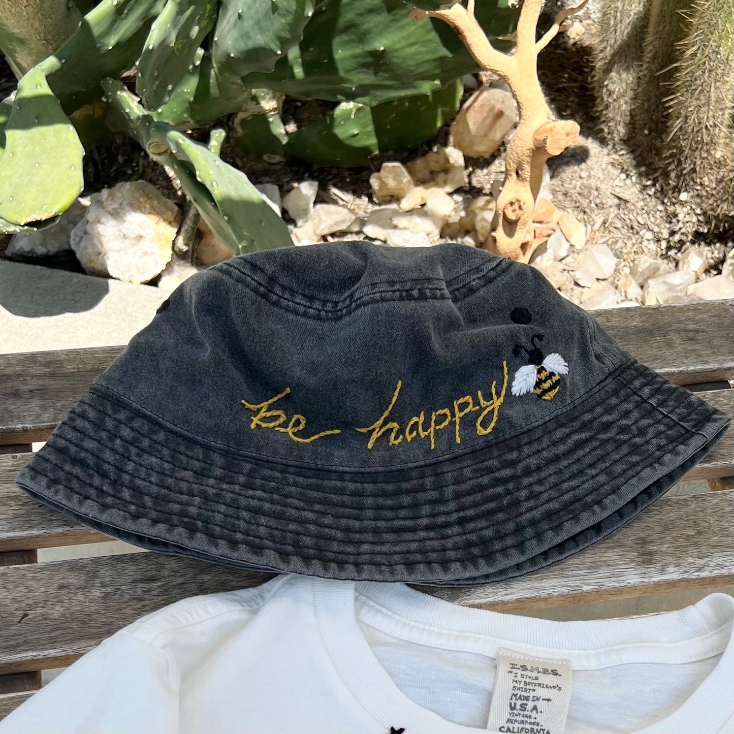 Be Happy π Bucket Hat