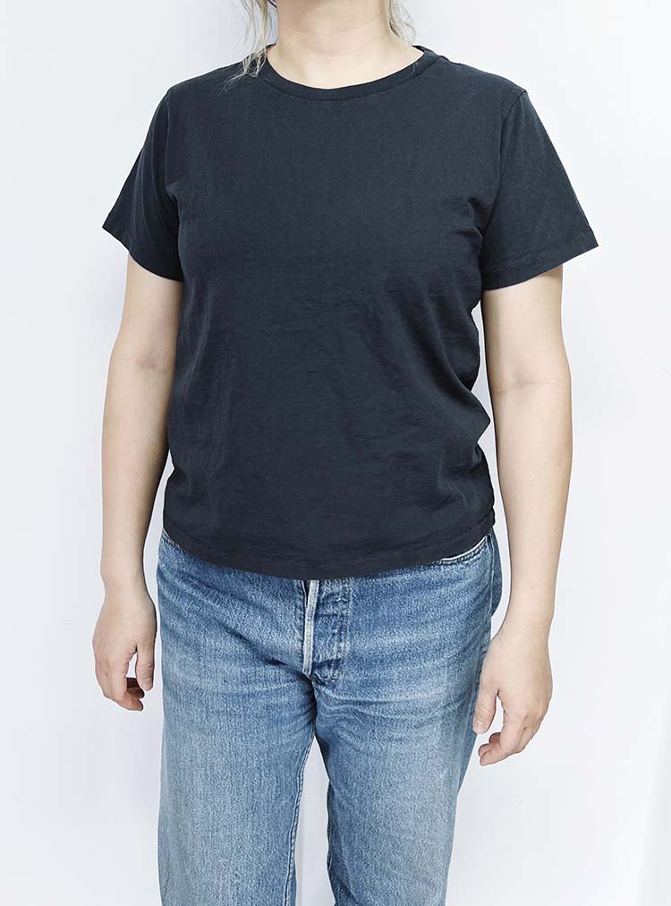 OCEAN WAVE S/S TEE WITH CUSTOM HAND EMBROIDERY(2 Colors)