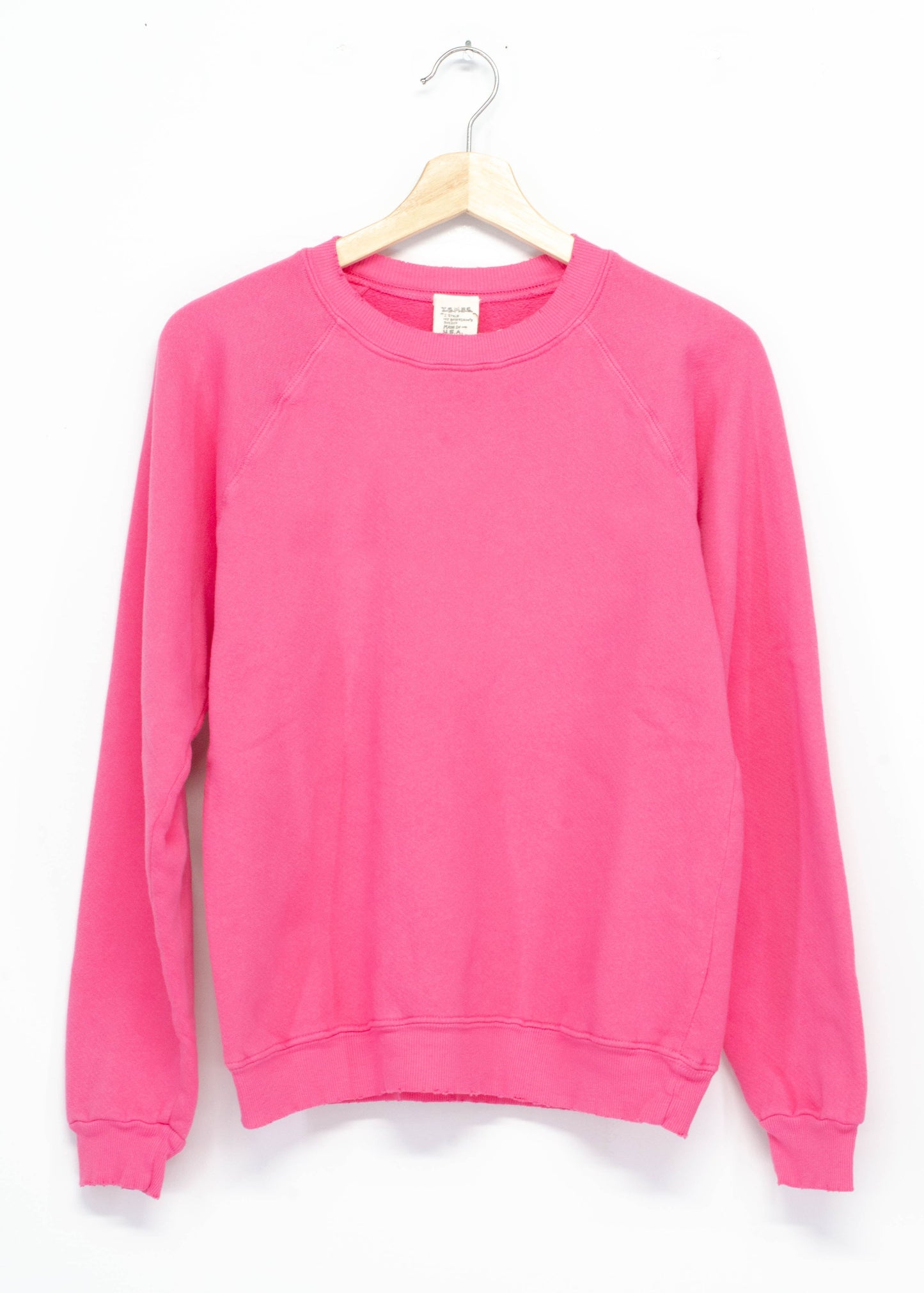 Heart Floral Wreath with MOM Sweatshirts (16 Colors)