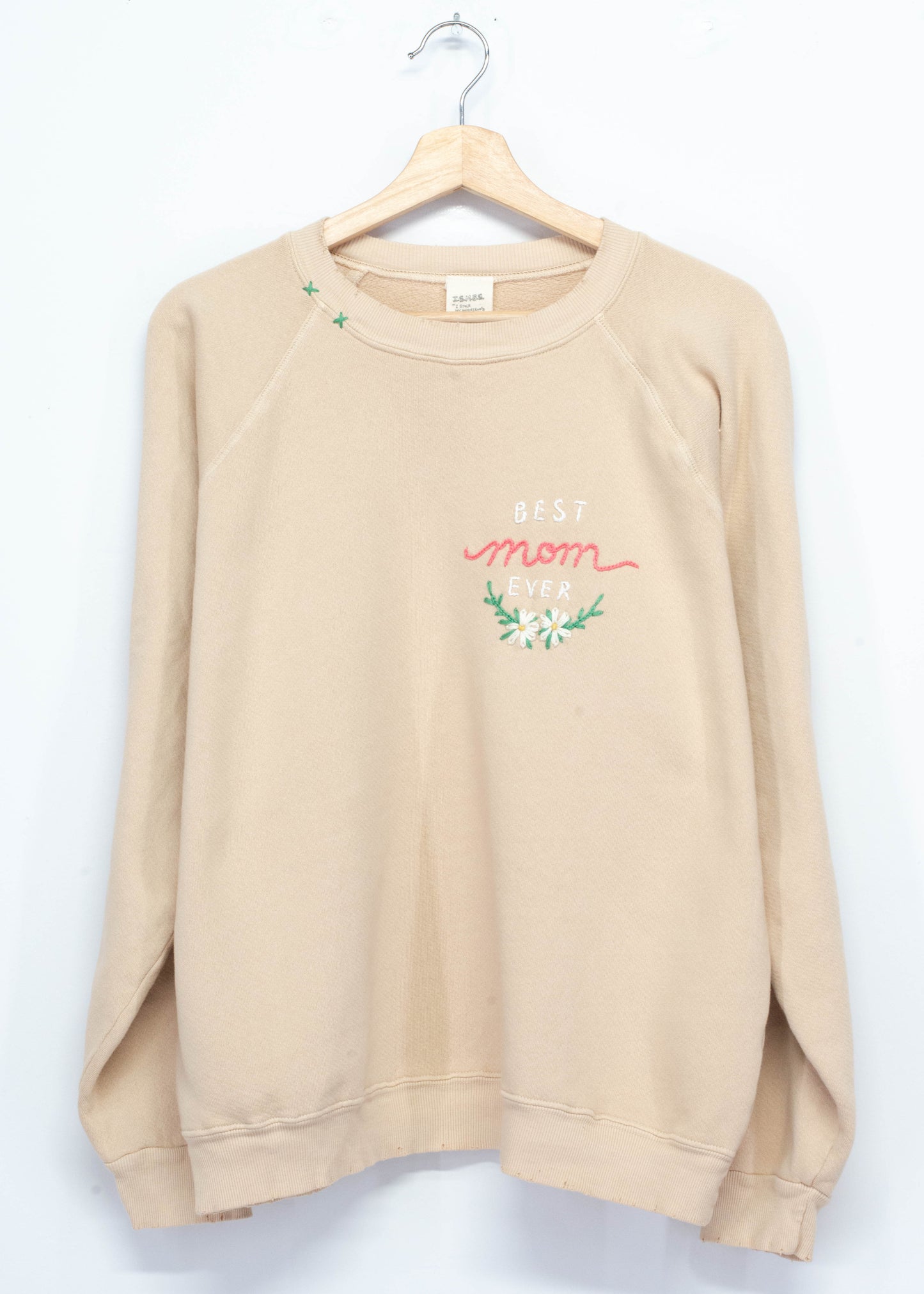 Best Mom Ever Sweatshirts (17 Colors)