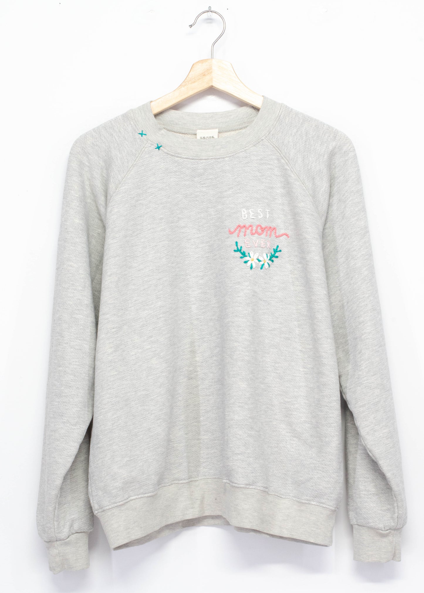 Best Mom Ever Sweatshirts (17 Colors)