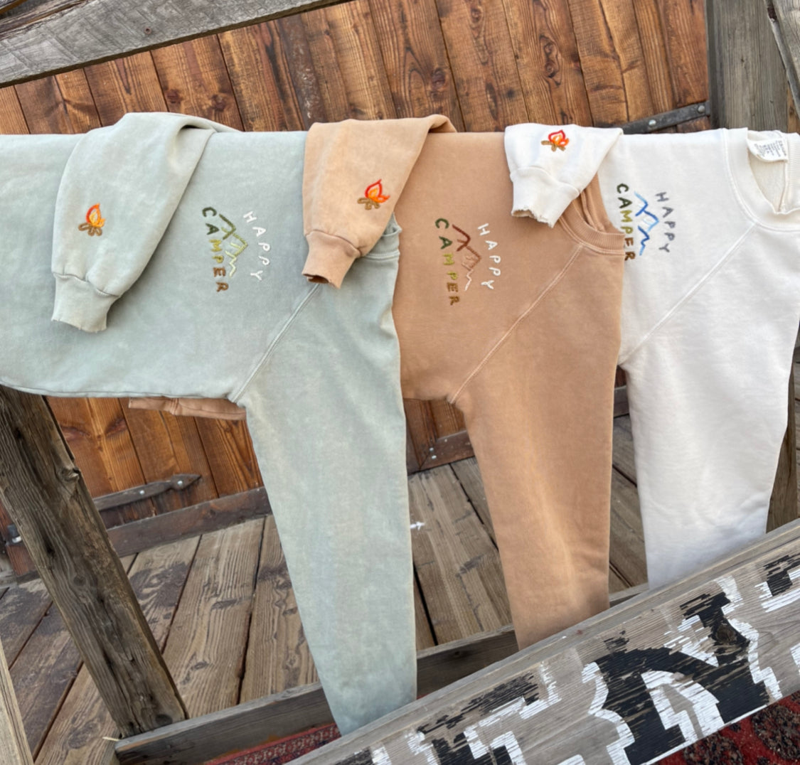 Happy Camper Sweatshirt(7Colors)