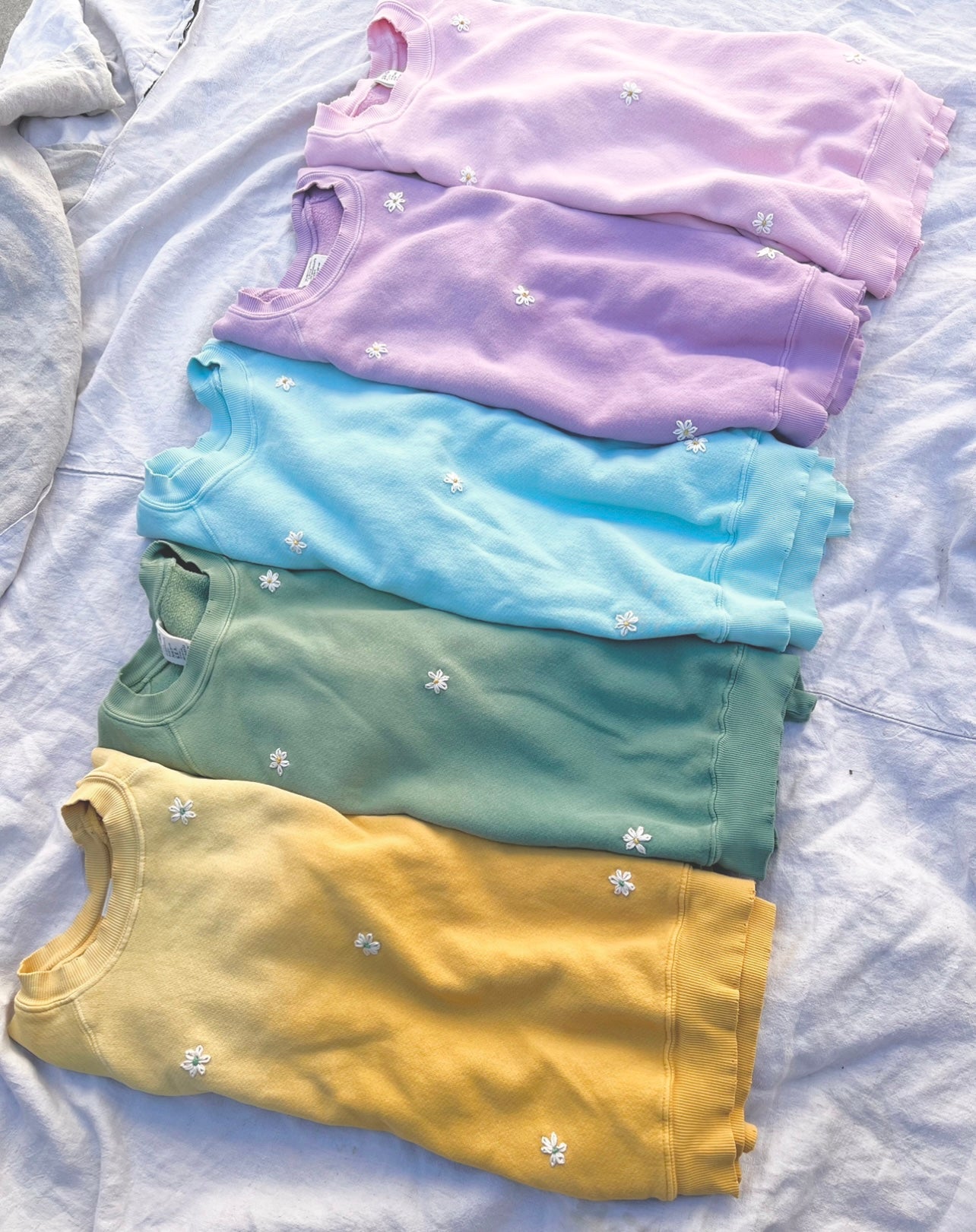 Mini Daisy Sweatshirt(16 Colors)