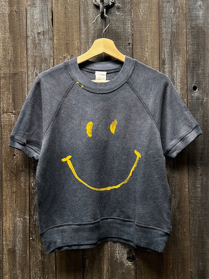 Smiley Shorty Sweatshirt(2 Colors)-S