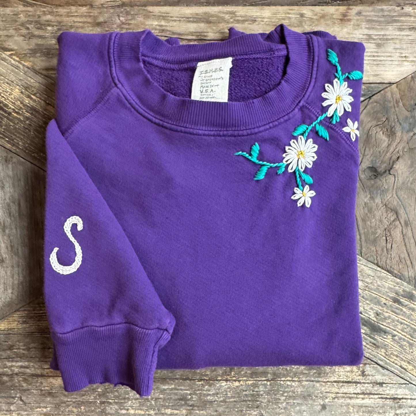 Daisies Sweatshirt (13 Colors)