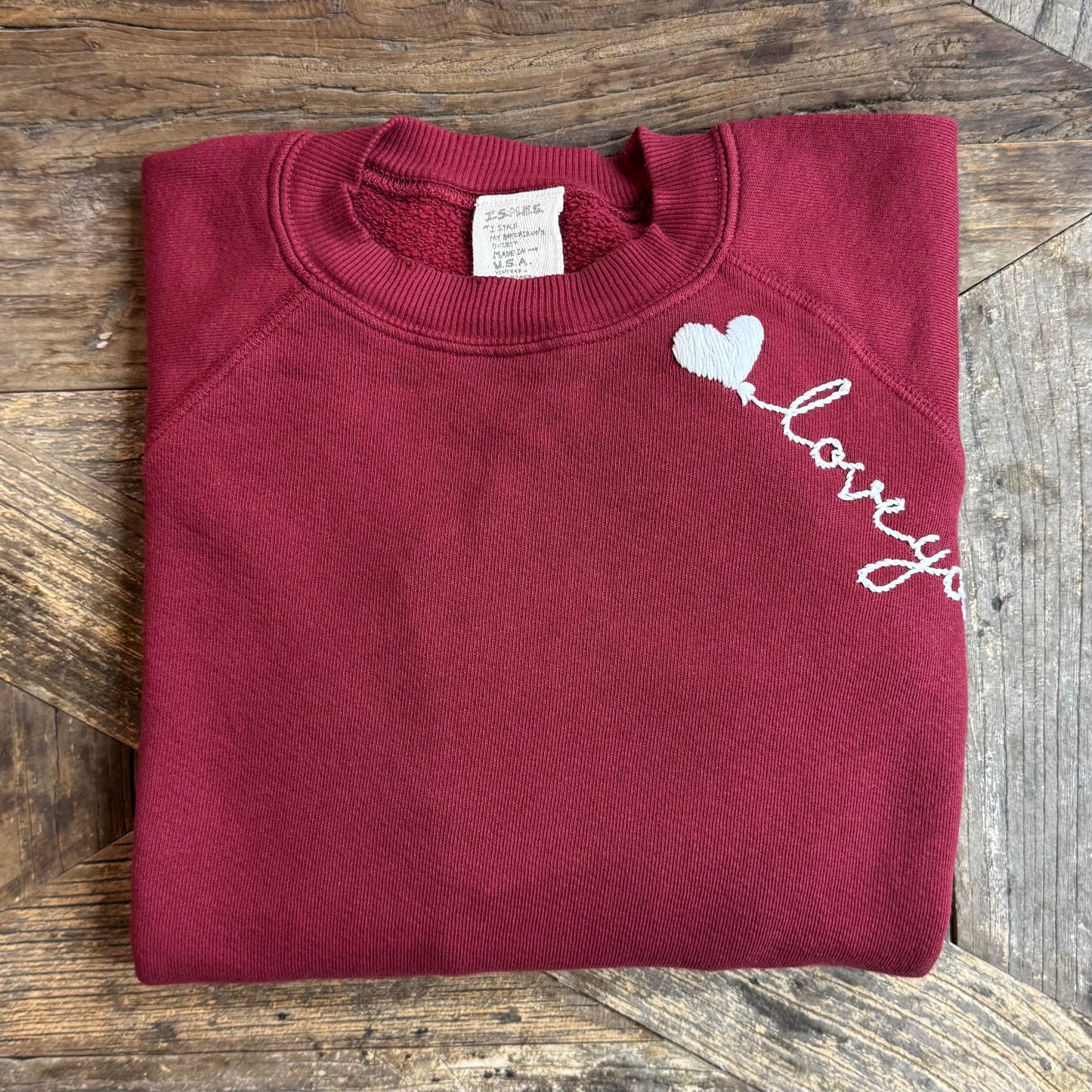 ❤️balloon w/ Personalized Hand Embroidery Sweatshirt (21 Colors)