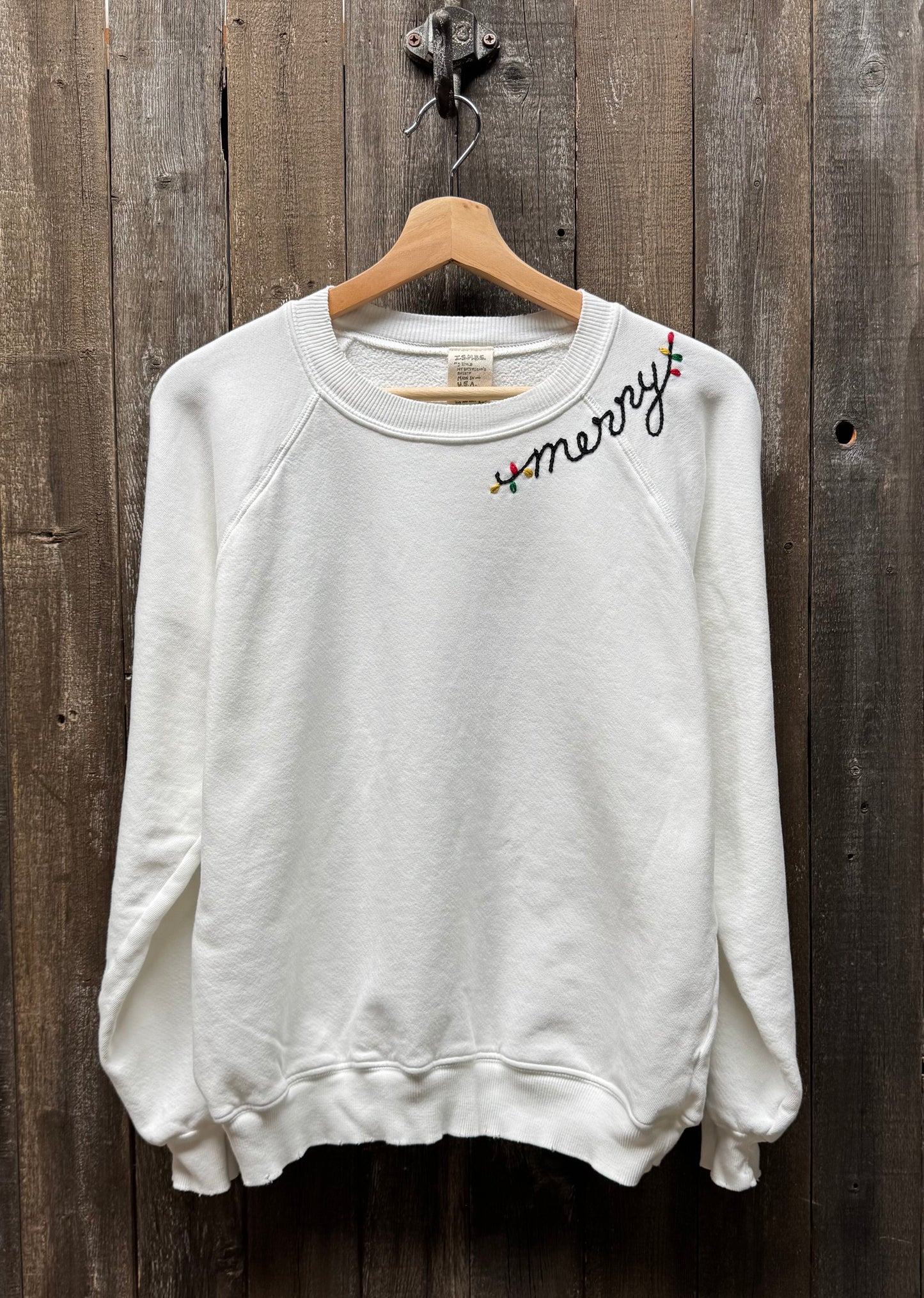 Merry Embroidery Sweatshirt(9Colors)