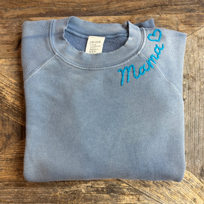 mama❤️ Sweatshirts (20 Colors)