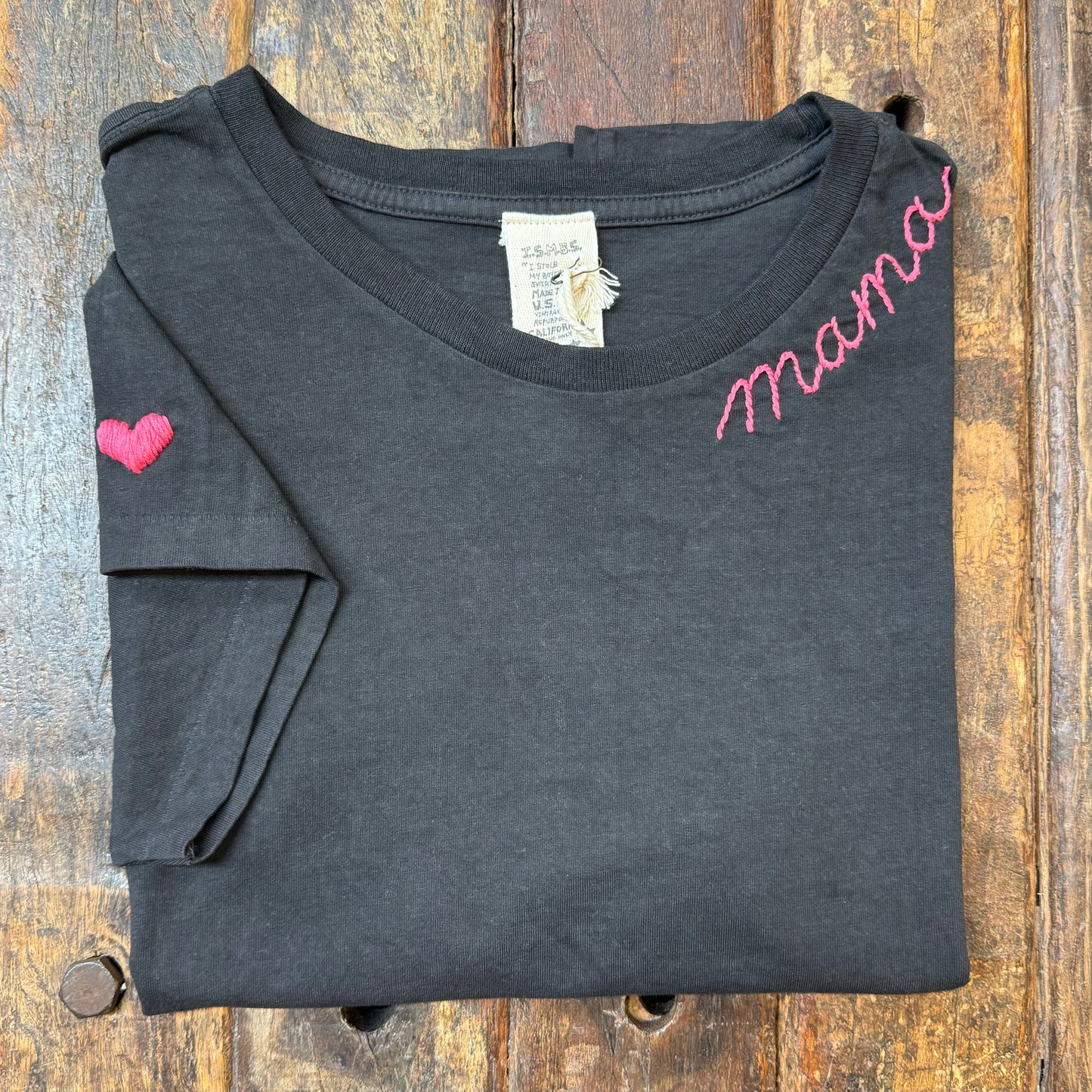 mama ❤️  Tee(3 Colors)