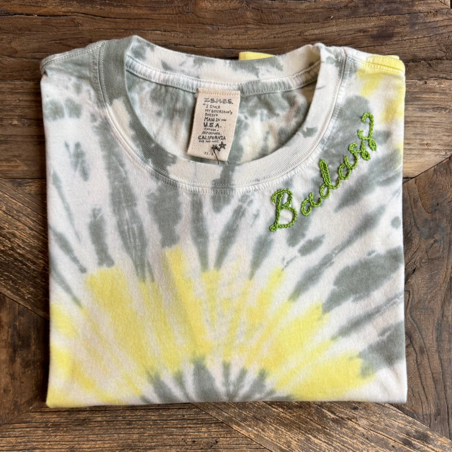TIE DYE S/S TEE WITH CUSTOM HAND EMBROIDERY(4 Colors)