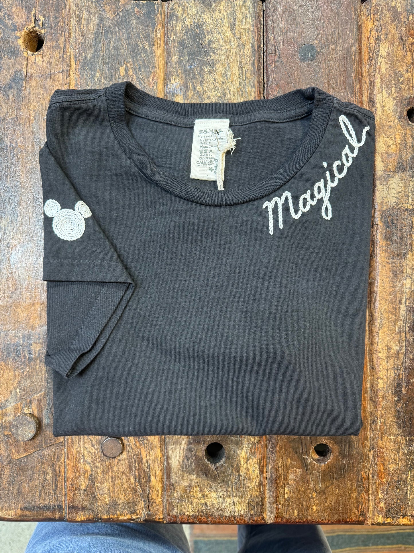 Magical 23 S/S TEE WITH PERSONALIZED HAND EMBROIDERY (6 Colors)