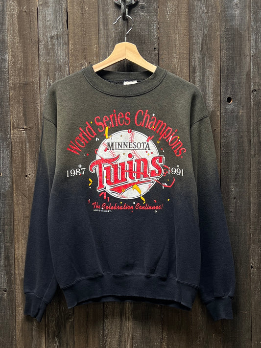 Twins Sweatshirt -M-Customize Your Embroidery Wording