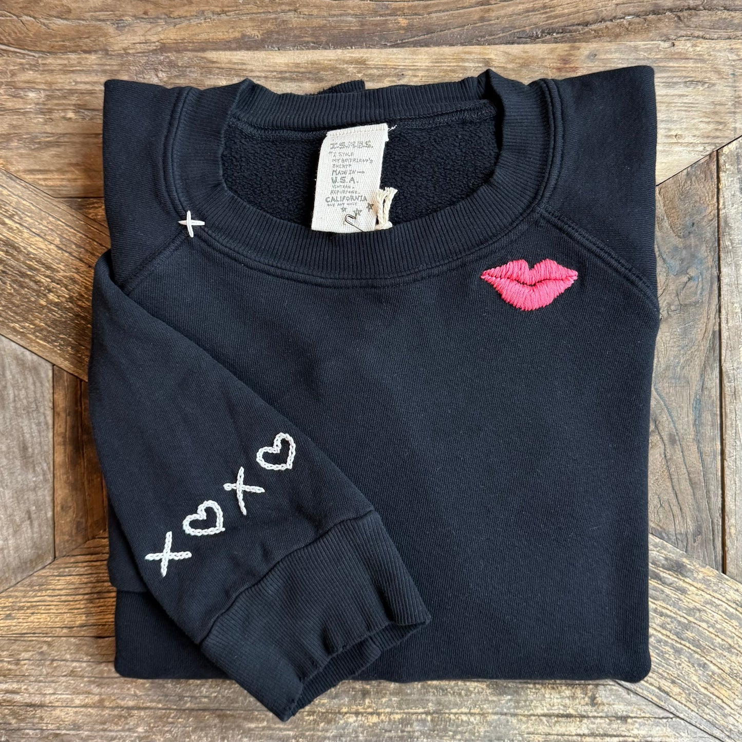 Kiss-xoxo Sweatshirt(5 Colors)