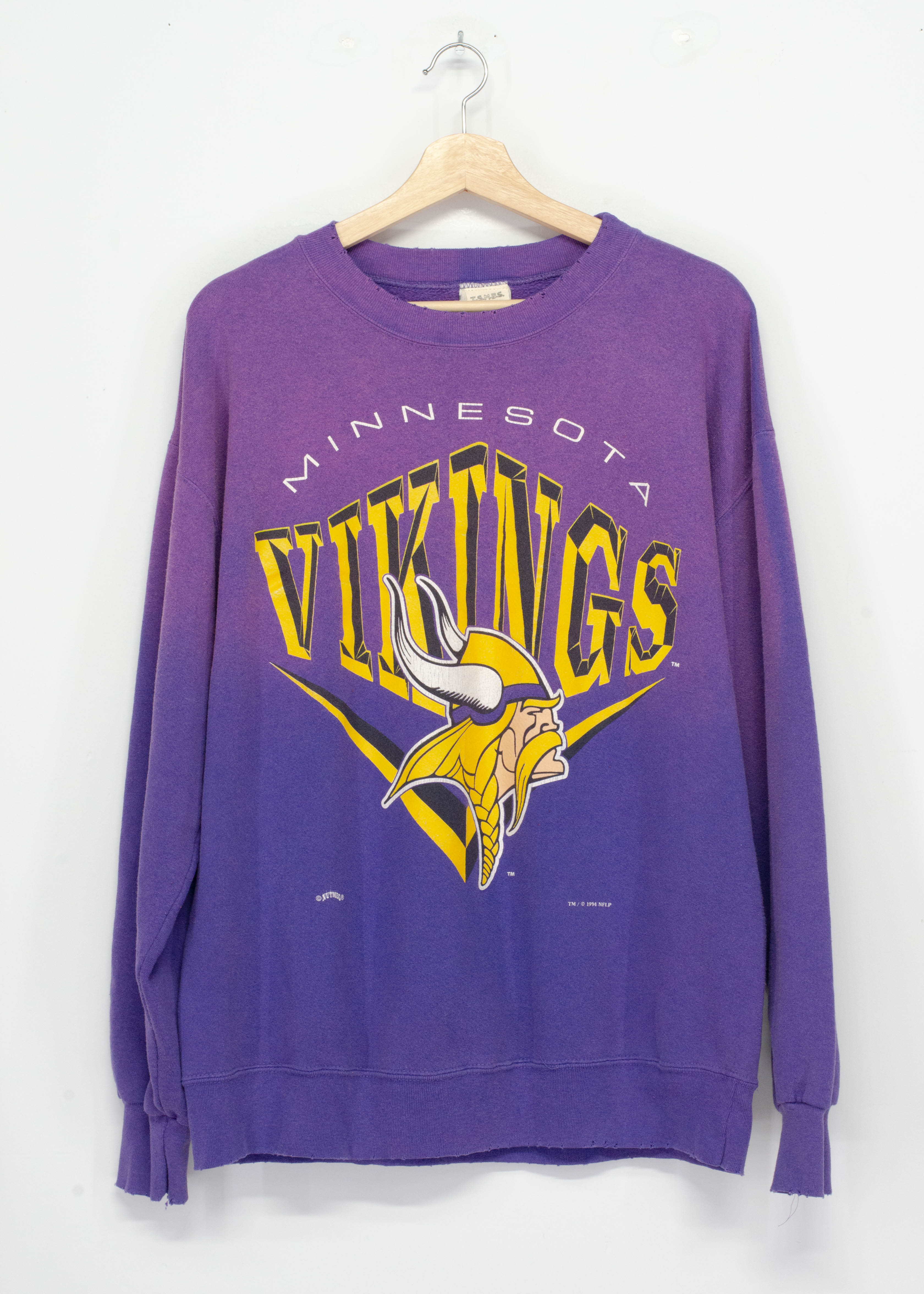 Minnesota Vikings Sweatshirt-L – I STOLE MY BOYFRIEND'S SHIRT