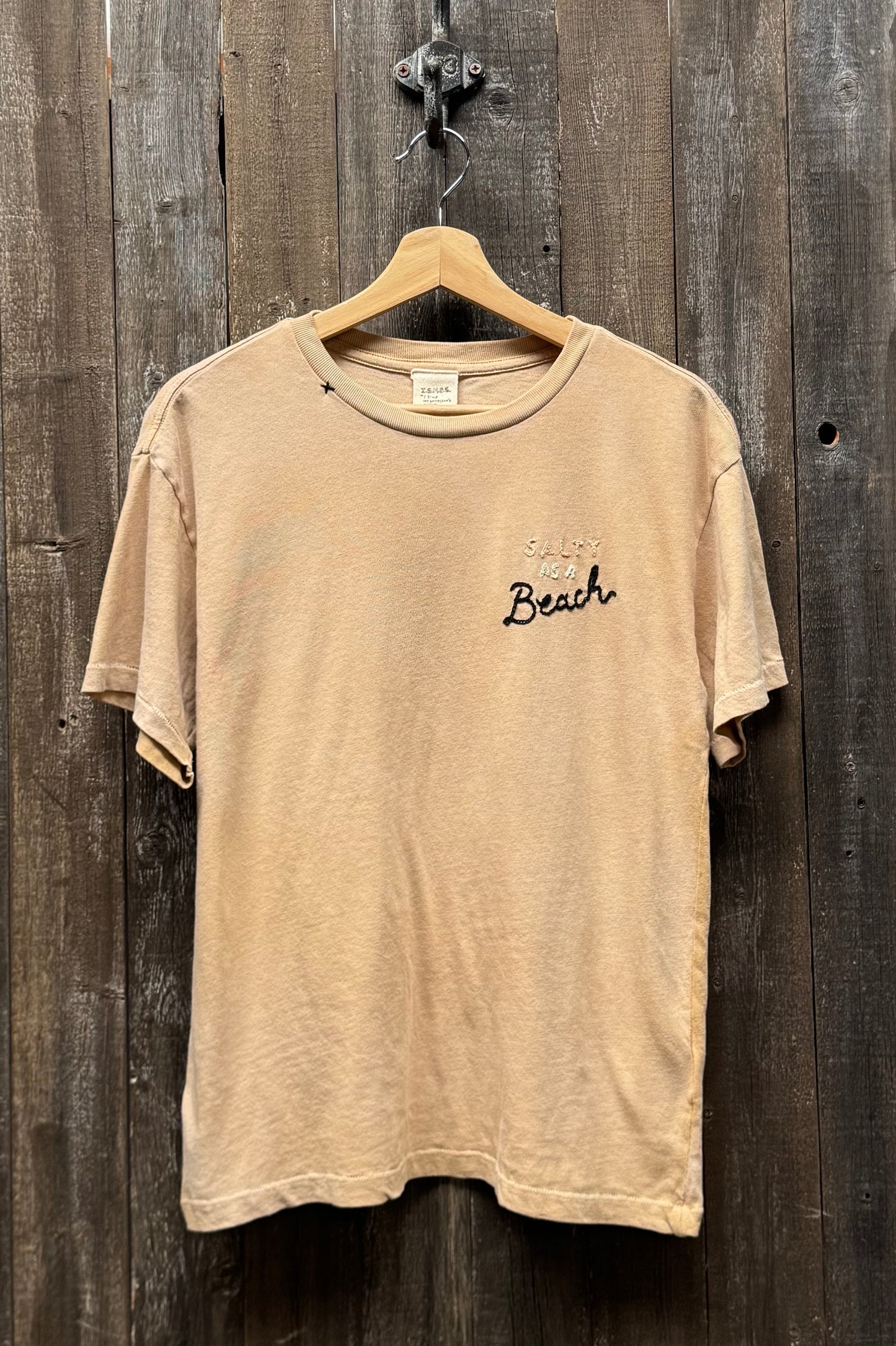 Salty as a Beach Boyfriend Tee(2Colors)