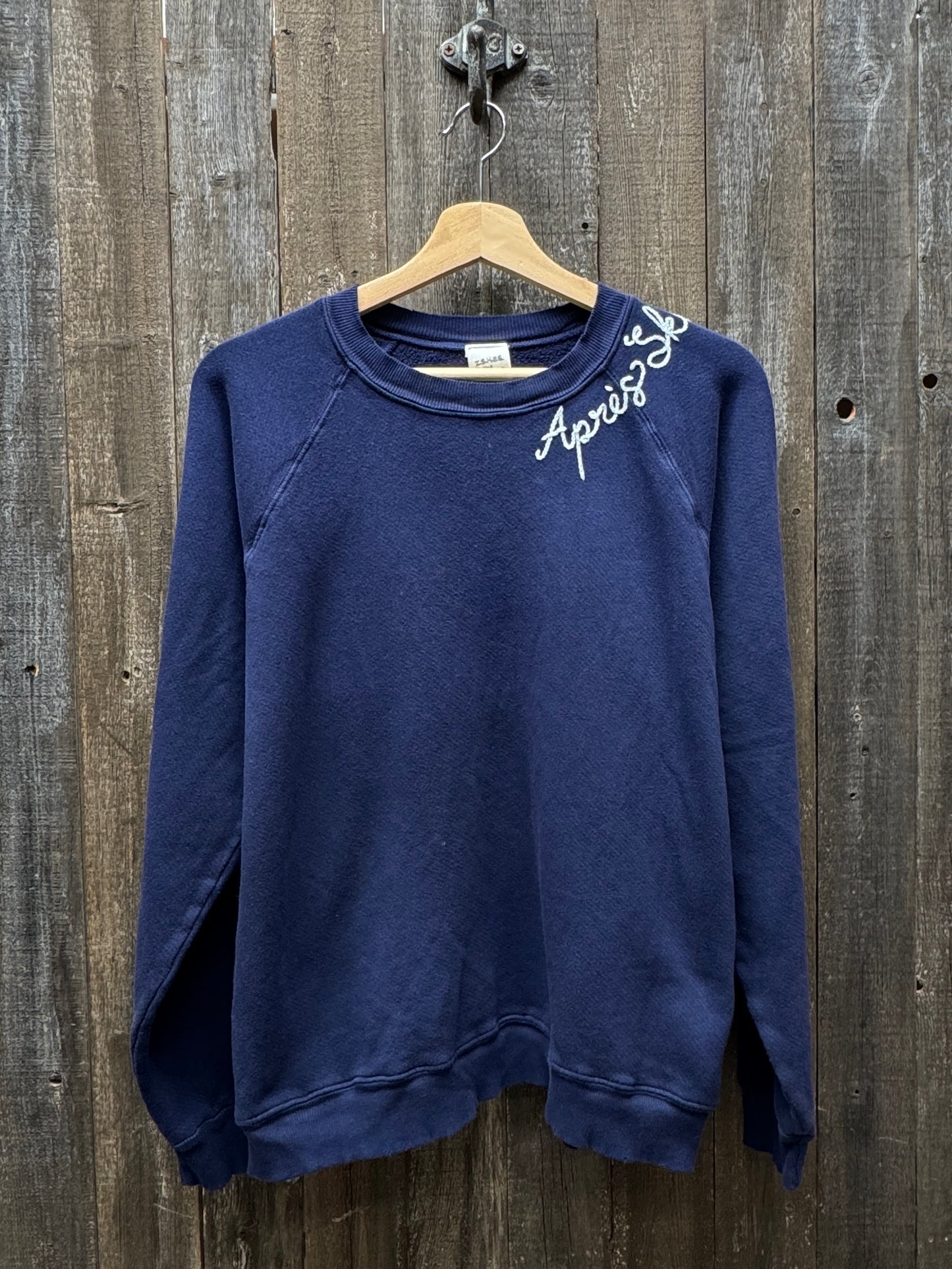 Après-ski Sweatshirt (12 Colors)