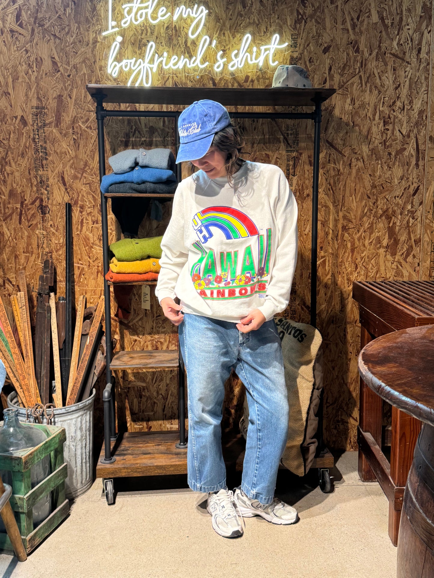 Vintage Hawaii Sweatshirt -L/XL-Customize Your Embroidery Wording