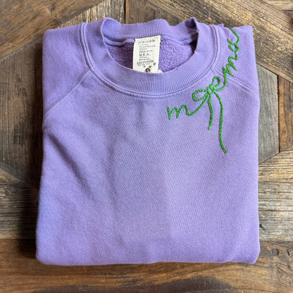 Mama Wrapped in Love 🎀 Sweatshirts (12 Colors)